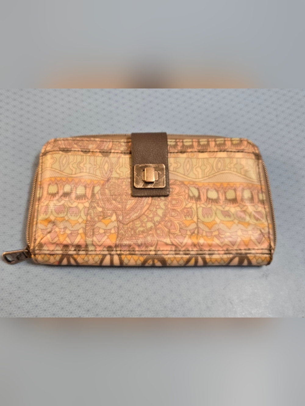 Sakroots Pastel Patterned  Wallet - Picture 2 of 7